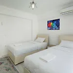 Aparthotel Golden Star 3*