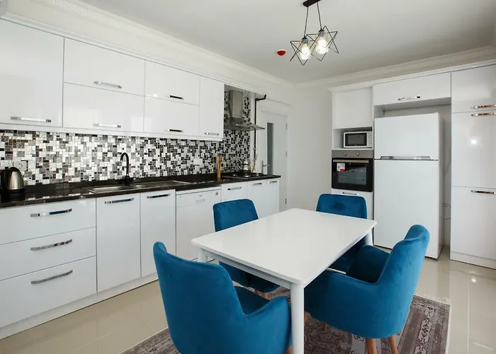 Golden Star 特拉布宗