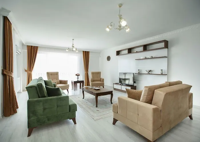 Aparthotel Golden Star 3*