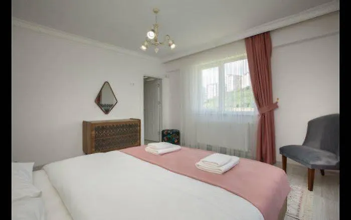 Aparthotel Golden Star 3*